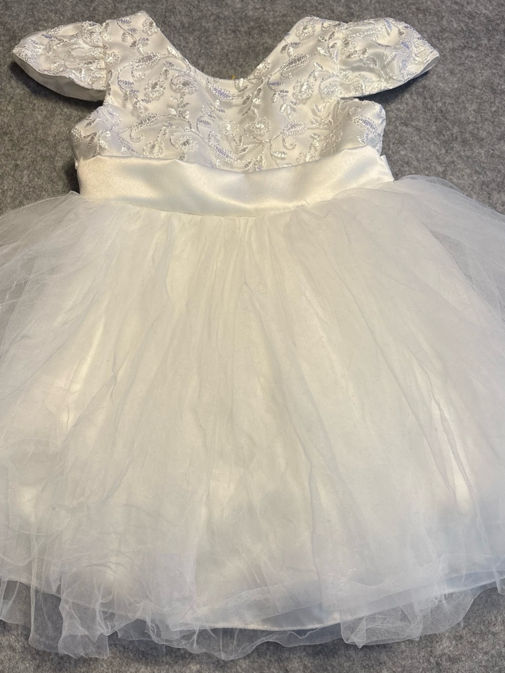 Amazon White Girls Formal Tulle Dress with Embroidered Bodice